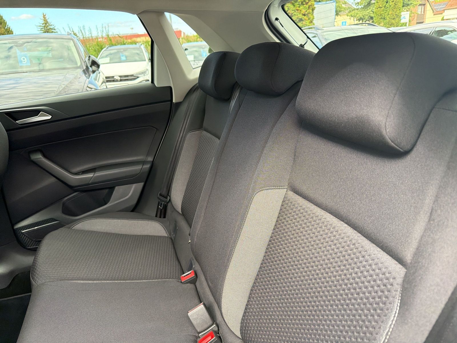 Polo Active Apple CarPlay Sitz Klima PDC v+h Act