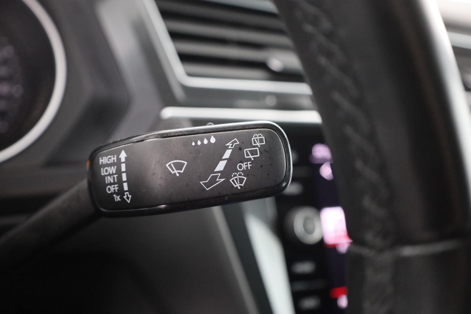 Volkswagen Tiguan 1.5 TSI LED ACC Navi Sitzheizung PDC AHK, миниатюра 19