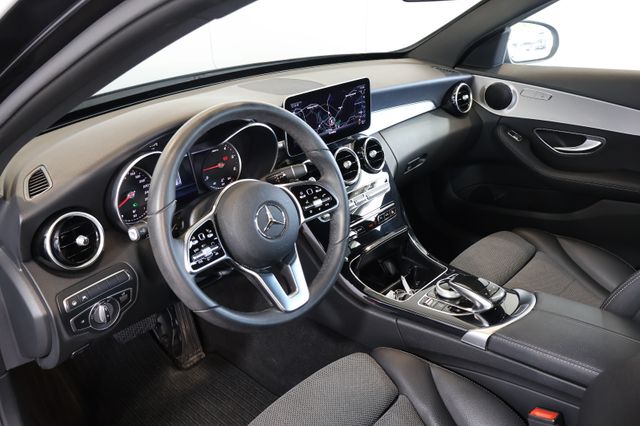 Mercedes-Benz C 300d 4M Avantgarde DISTR.+MULTIBEAM+KEY+AHK