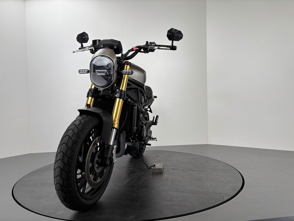 Fahrzeugabbildung Benelli LEONCINO 800 *TOP-ZUSTAND *REIFEN NEU