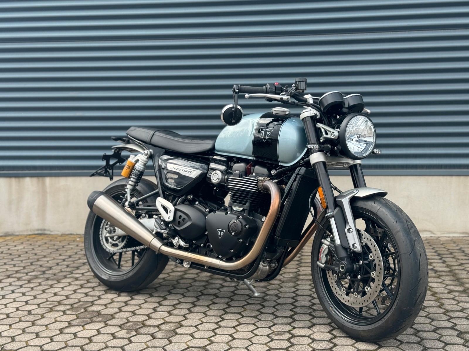 Triumph Speed Twin 1200 BREITLING EDITION