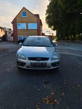 Ford Focus Turnier Ghia 1,6 - Ford Focus: Turnier Ghia