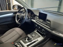 Fahrzeugabbildung Audi Q5 35 TDI quattro Navi Xenon SiHz PDC RFK AHK