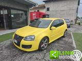 Volkswagen VOLKSWAGEN Golf GTI PIRELLI - Volkswagen Golf: V GTI Pirelli