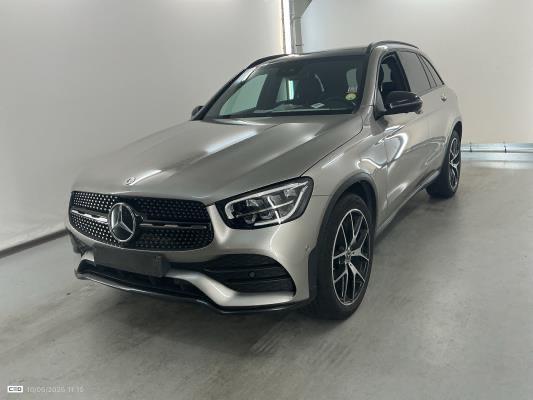 Mercedes-Benz GLC 220d *AMG*PANO*AHK*NEUWERTIG