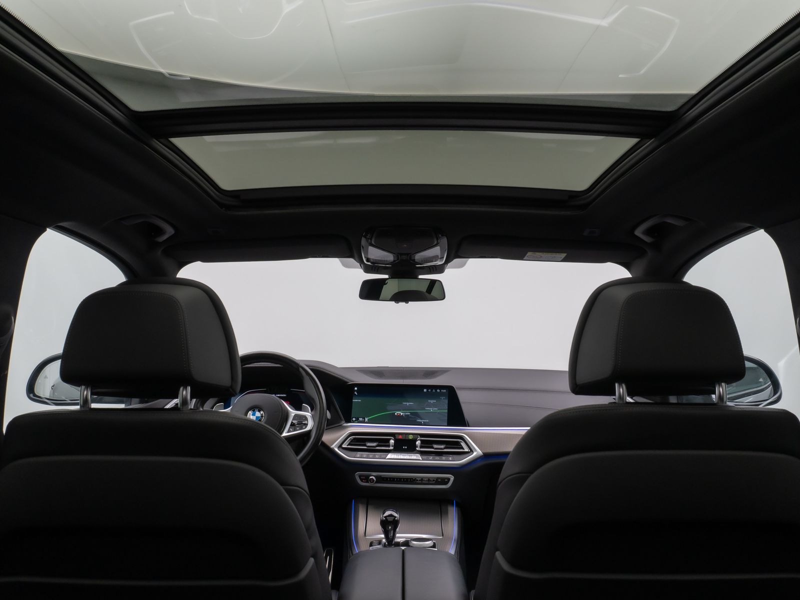 Fahrzeugabbildung BMW X5 M50i Panoram 360°HUD DAB HiFi Massage AHK 22"