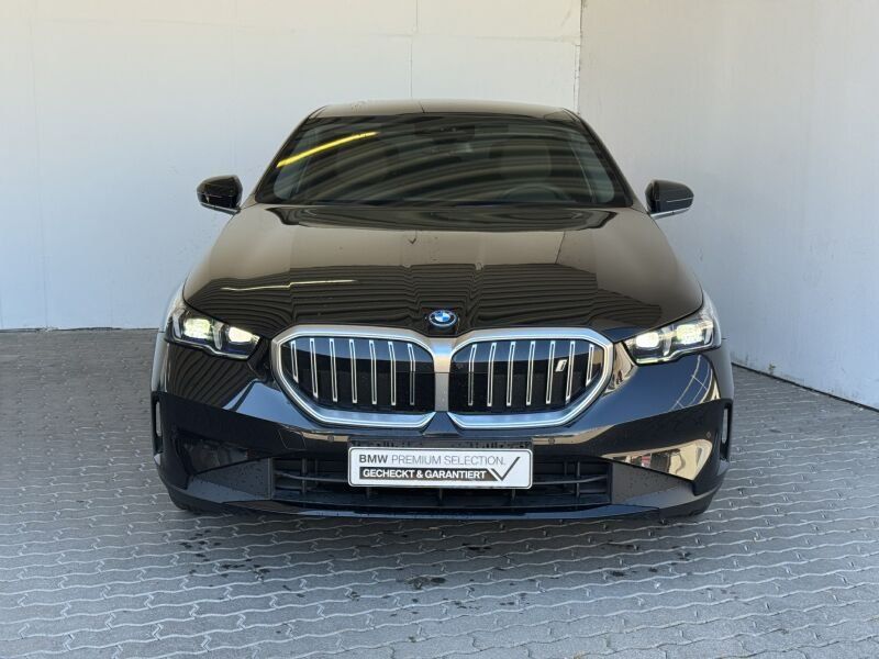 BMW i5 eDrive40 Limousine Navi.LED.ACC.360°.Pano foto 3