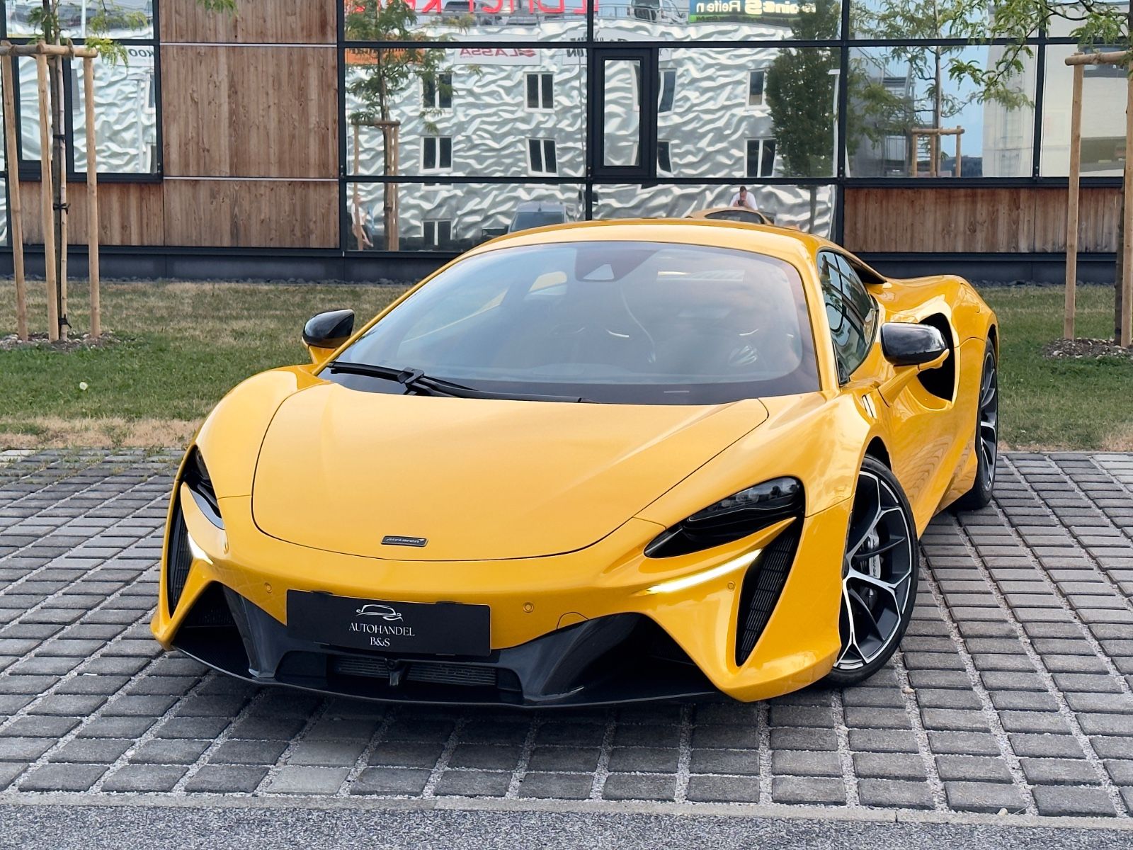 McLaren Artura *MSO, VOLL-CARBON, PERFORMANCE, GARANTIE* imagem 3