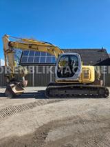 New Holland KOBELCO E135SR-1E - New Holland Schlepper
