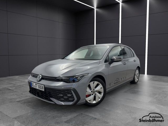 Volkswagen Golf GTI BlackStyle IQ.Light Pano Leder AHK DCC