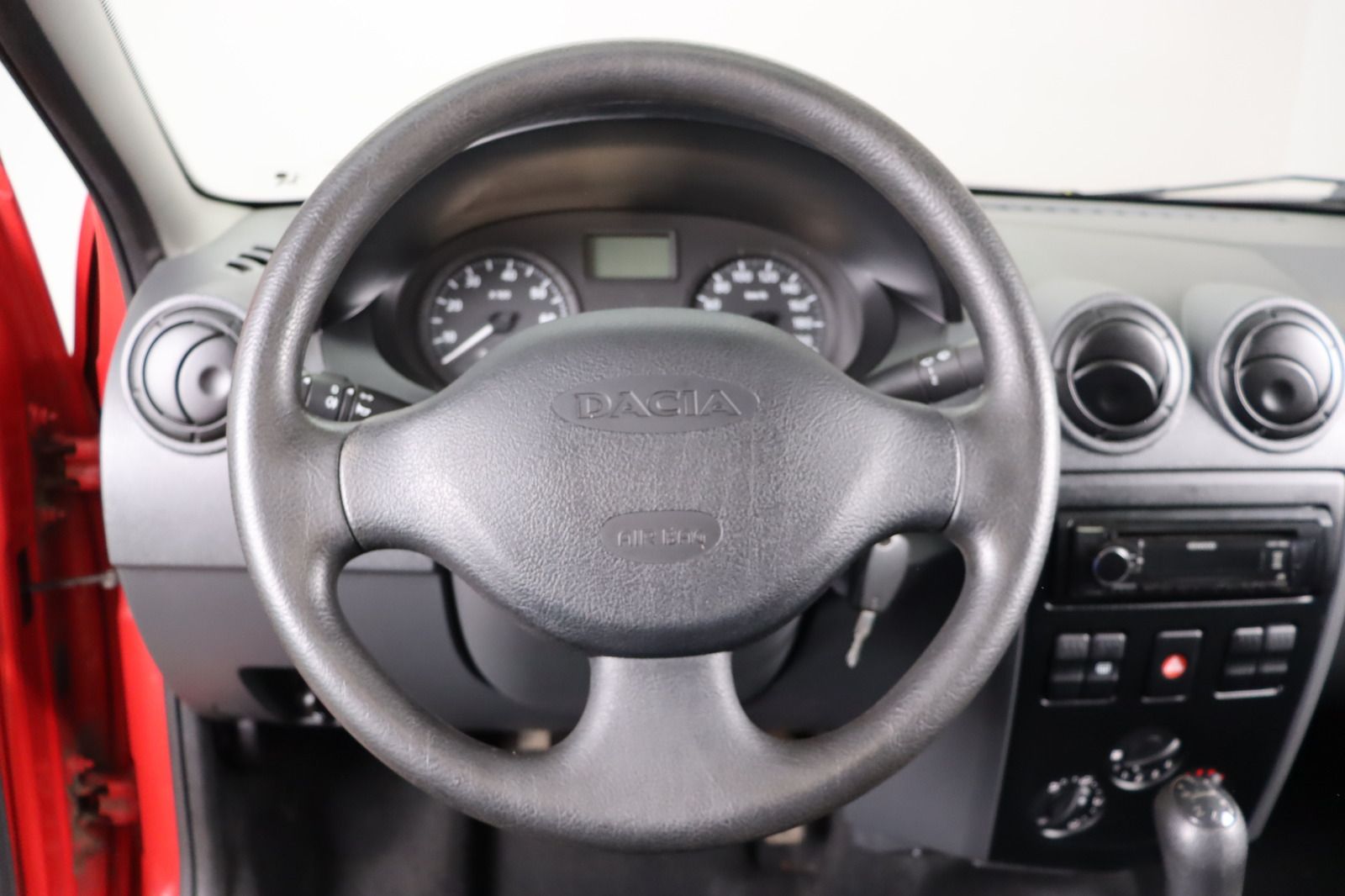 Fahrzeugabbildung Dacia Logan 1.4 MPI * PDC * 8-fach