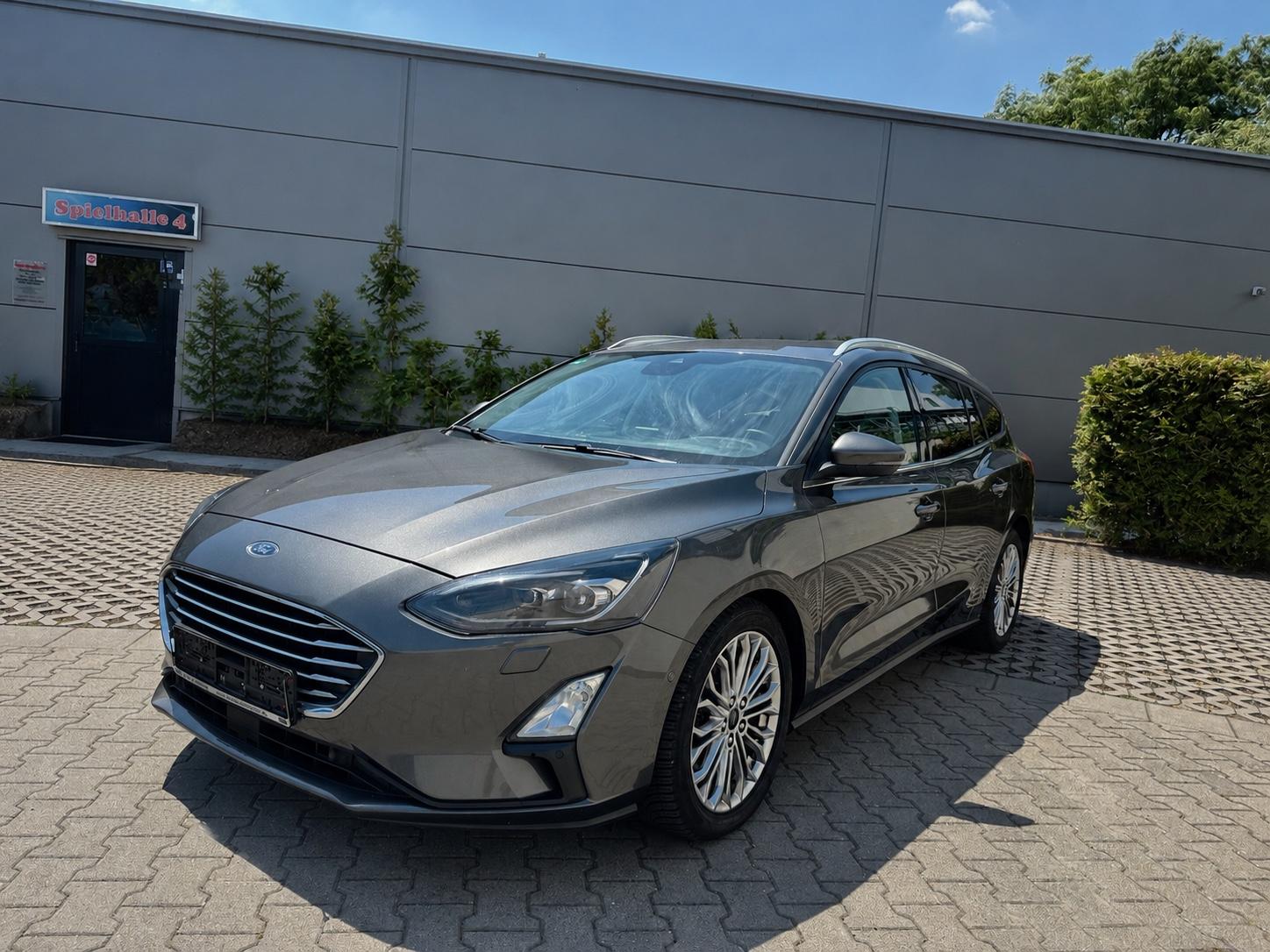 Ford Focus Turnier Titanium Kamera Navi