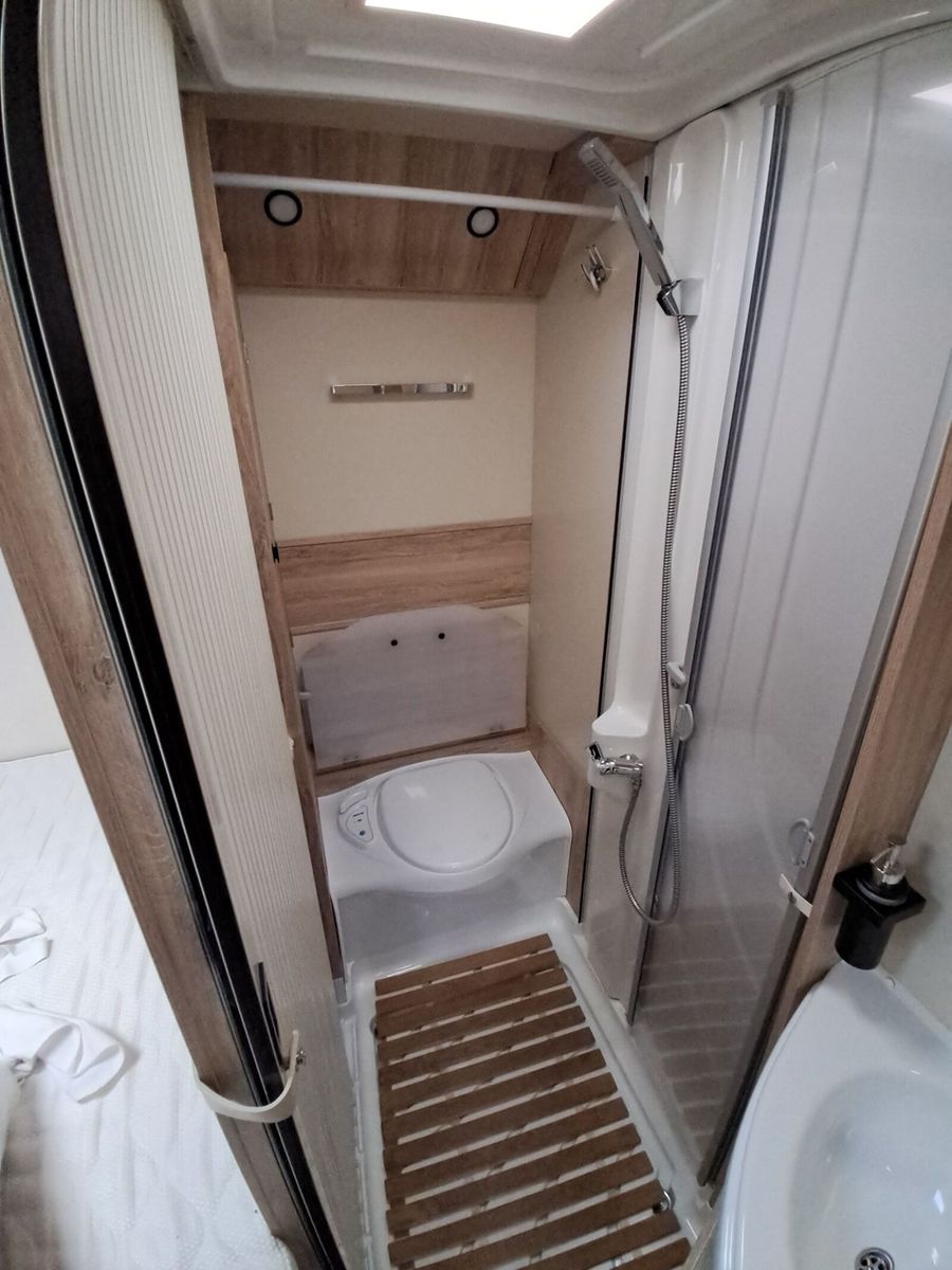 Fahrzeugabbildung Eura Mobil Profila T PT 675 SB AHK,Markise,Solar,SAT