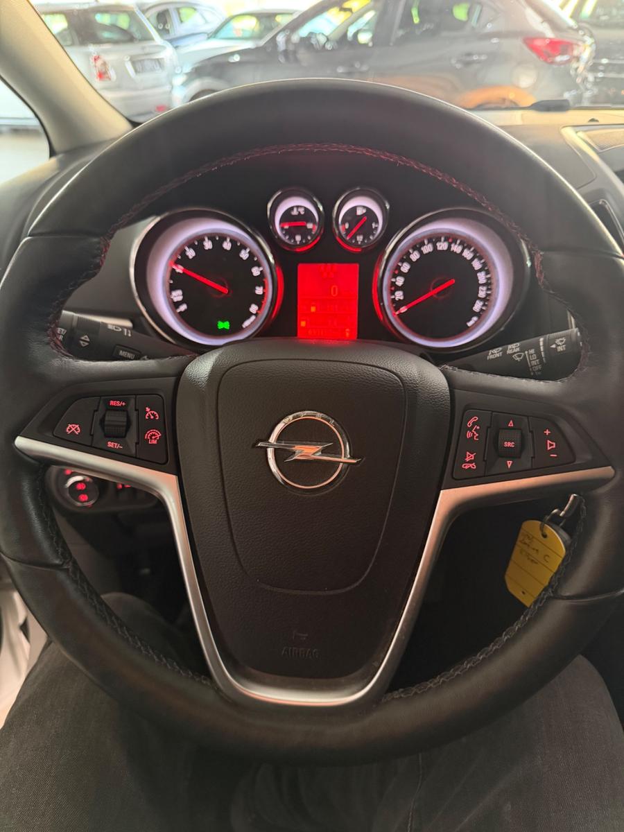 Opel Zafira C Tourer Style 7Sitzer 1-Hand *98.000km*