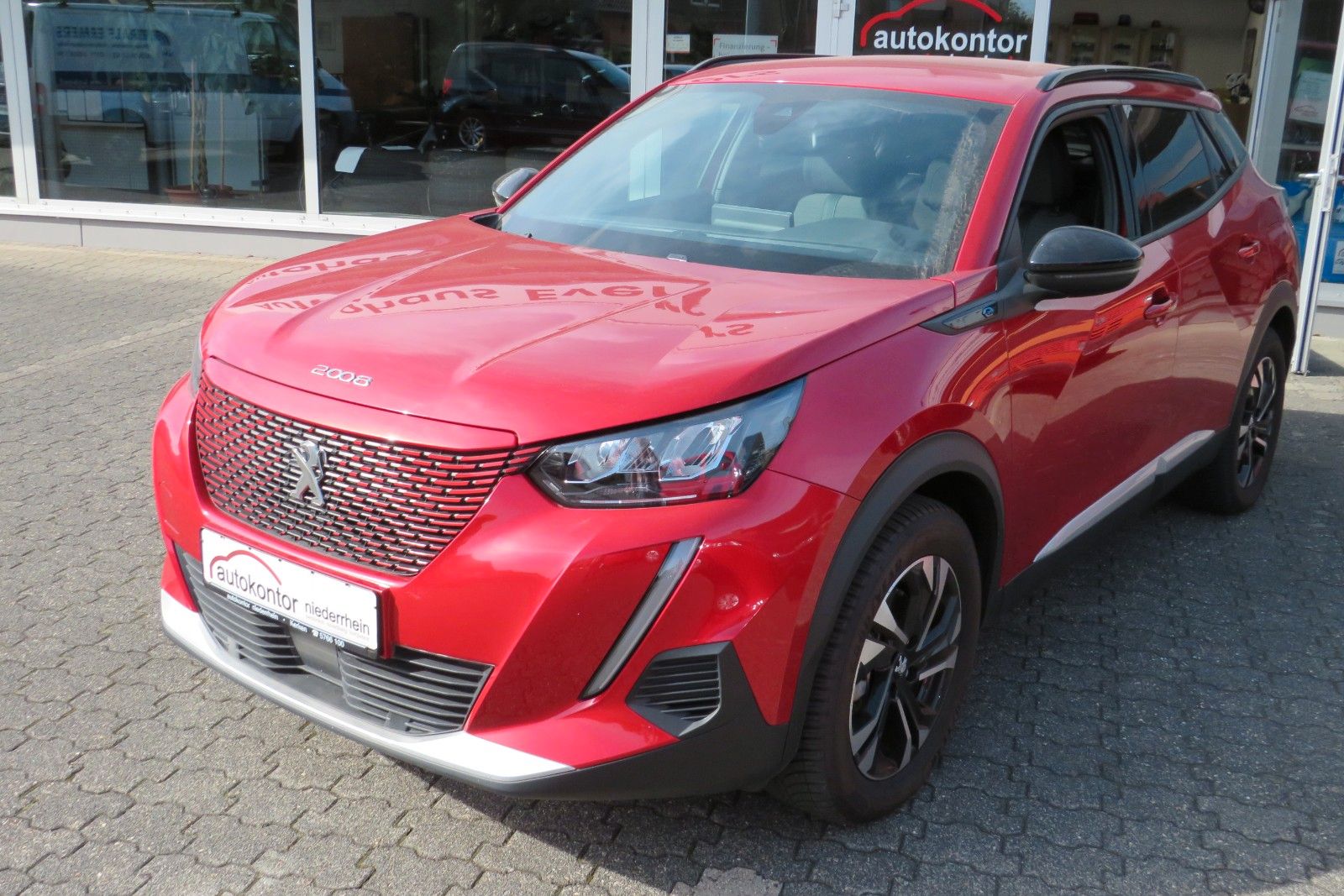 Fahrzeugabbildung Peugeot 2008 e- ALLURE NAVI GRA APP-CON SITZH. PDC 1.HD