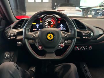 2015 Ferrari 488 GTB 缩略图 13