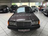 Mercedes-Benz 190 TOP-GEPFELGT ROSTFREI TÜV-OHNE-MÄNGEL SPORT - Mercedes-Benz 190 in Köln