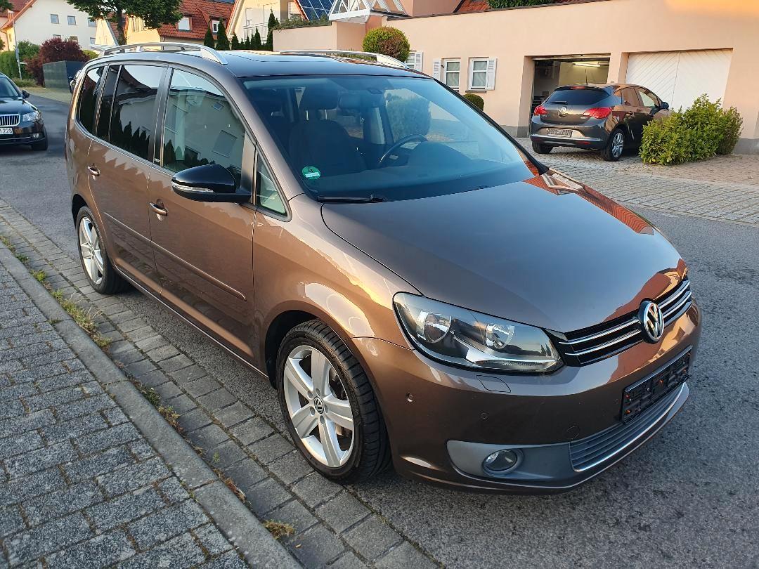 Volkswagen Touran Style, Navi, Tüv AU -NEU