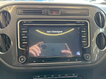 Volkswagen Tiguan Sport & Style 4Motion *NAVI*AHK*XENON*RFK