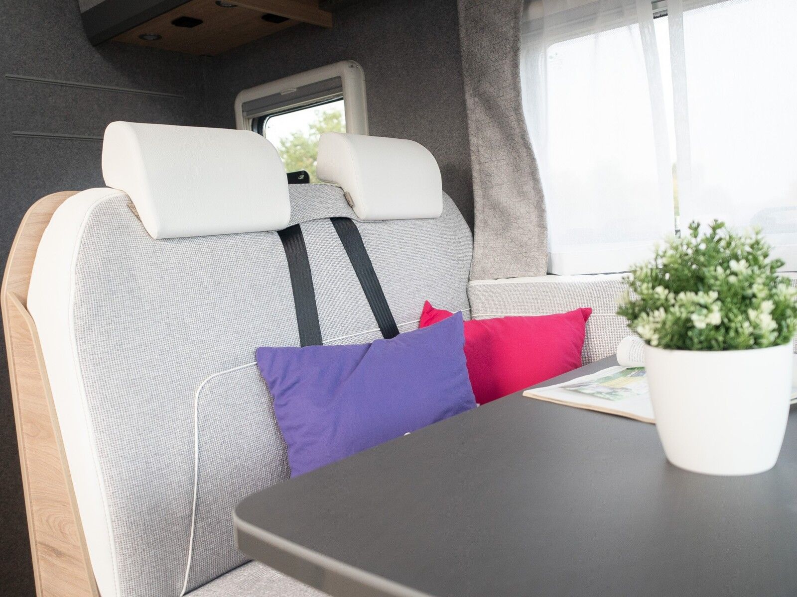 Fahrzeugabbildung Dethleffs Just Go Active T 7055 EB *AKTION*Hubbett*