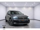 Volkswagen Tiguan Highline BMT S/S 4Motion R-Line HUD/AHK/P - Volkswagen Tiguan Highline mit Diesel-Antrieb