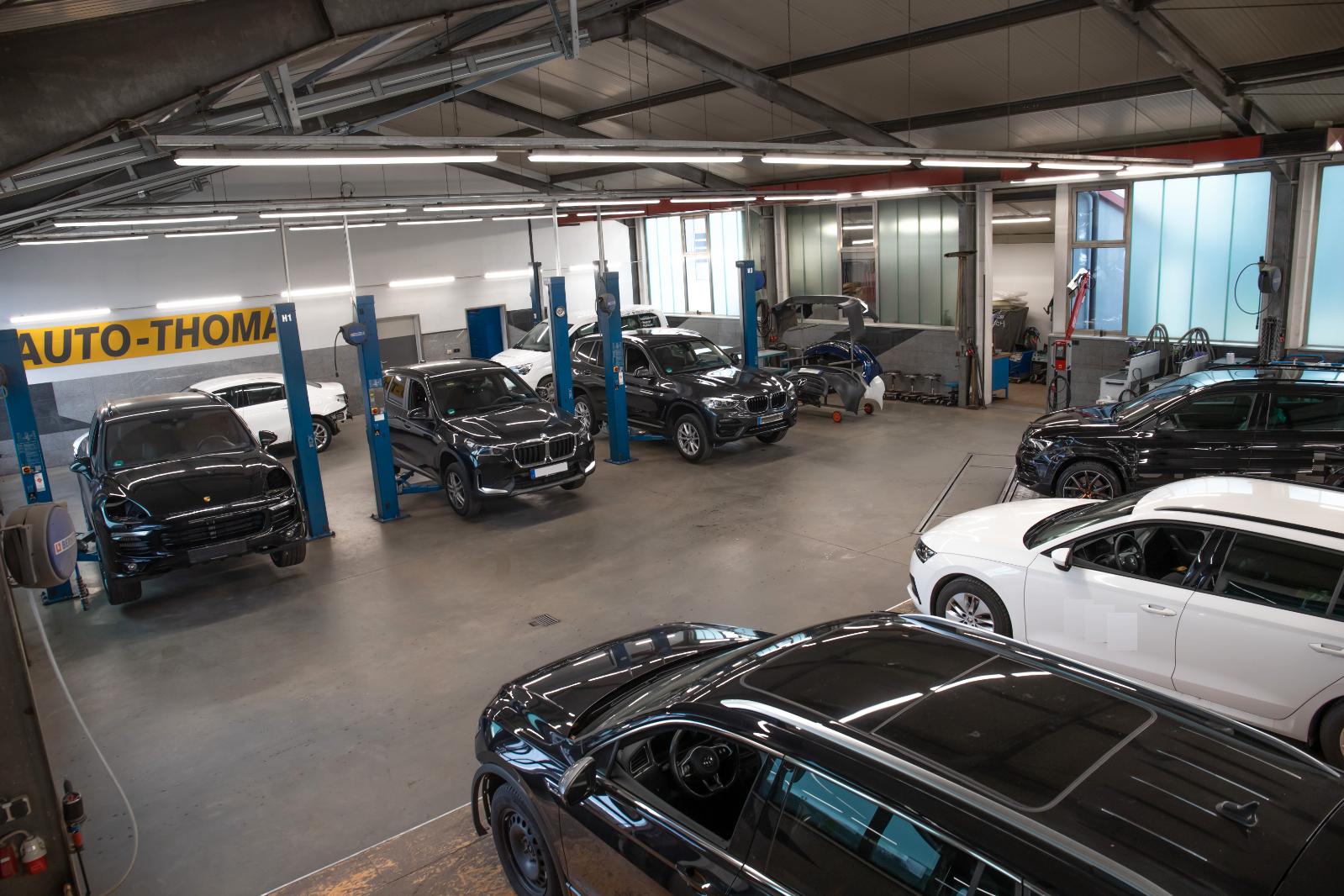 showroom-image-bottom