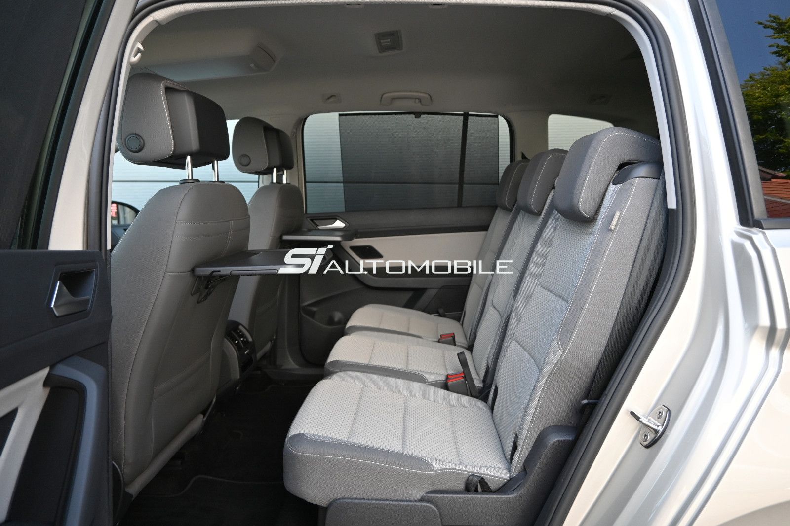Fahrzeugabbildung Volkswagen Touran 2.0 TDI DSG Comfortline °UVP 58.943€°STHZ