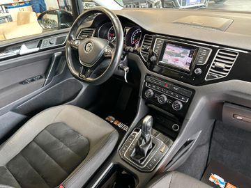 Volkswagen Golf *ACC*NAV*PDC*SitzHZ*2-ZONEN*ALCANTARA*AHK*