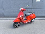 Vespa GTS 125 Super - VESPA 125 GTS