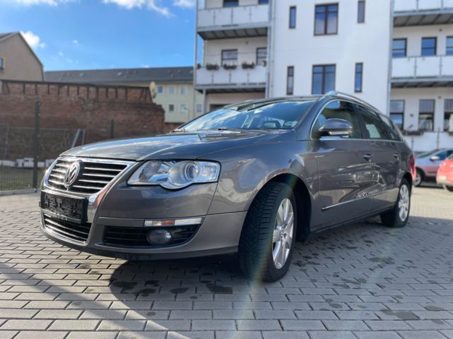 Volkswagen Passat Variant 2.0 FSI Highline *wenig KM*