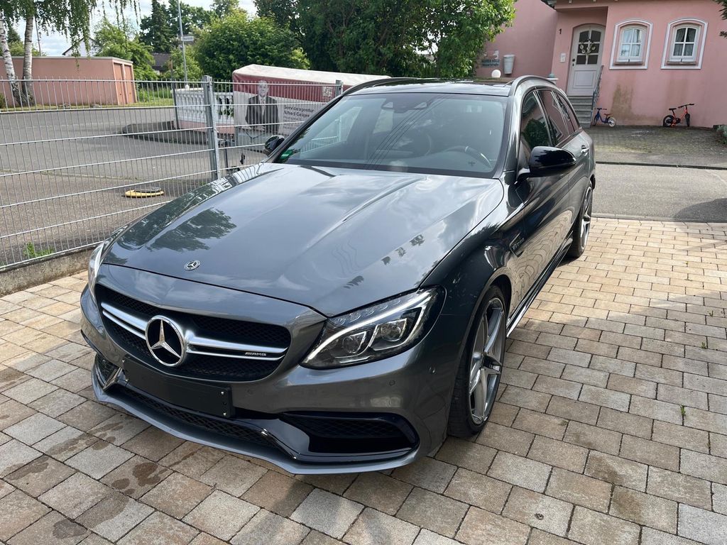 Mercedes-Benz C 63 AMG