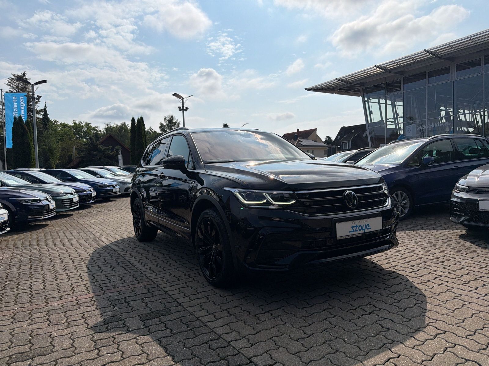 Tiguan Allspace R-Line 4M TDi DSG PANO Standh