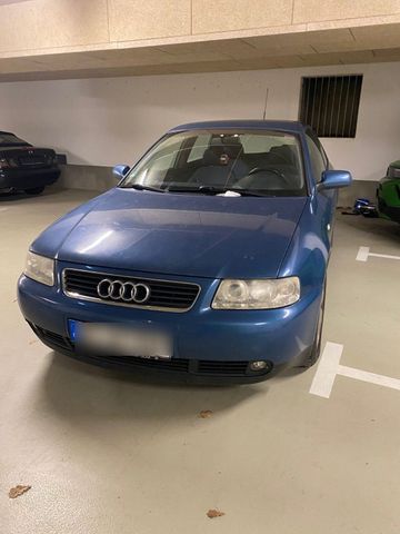 Audi A3 1.8 8l 125ps *Alcantara*