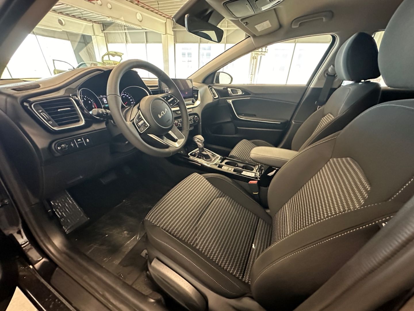 Fahrzeugabbildung Kia Ceed Ultimate Edition  1.5 T-GDI
