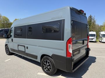 Westfalia Columbus 600 E 140 PS SOLAR LED Markise ACC