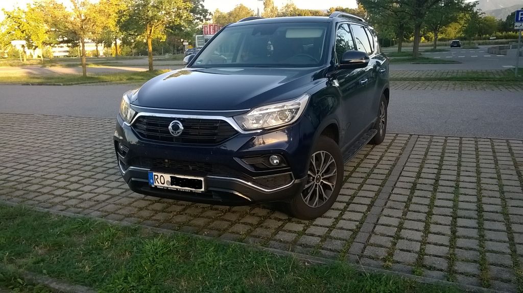 Image of Ssangyong REXTON