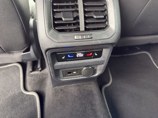 Tiguan Allspace 2.0TDI DSG 4Motion R-Line AHK