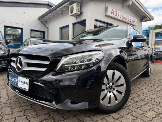 MERCEDES-BENZ C 180 CGI T+NAVI+LED+PANORAMA+PDC+KAMERA+KLIMATR