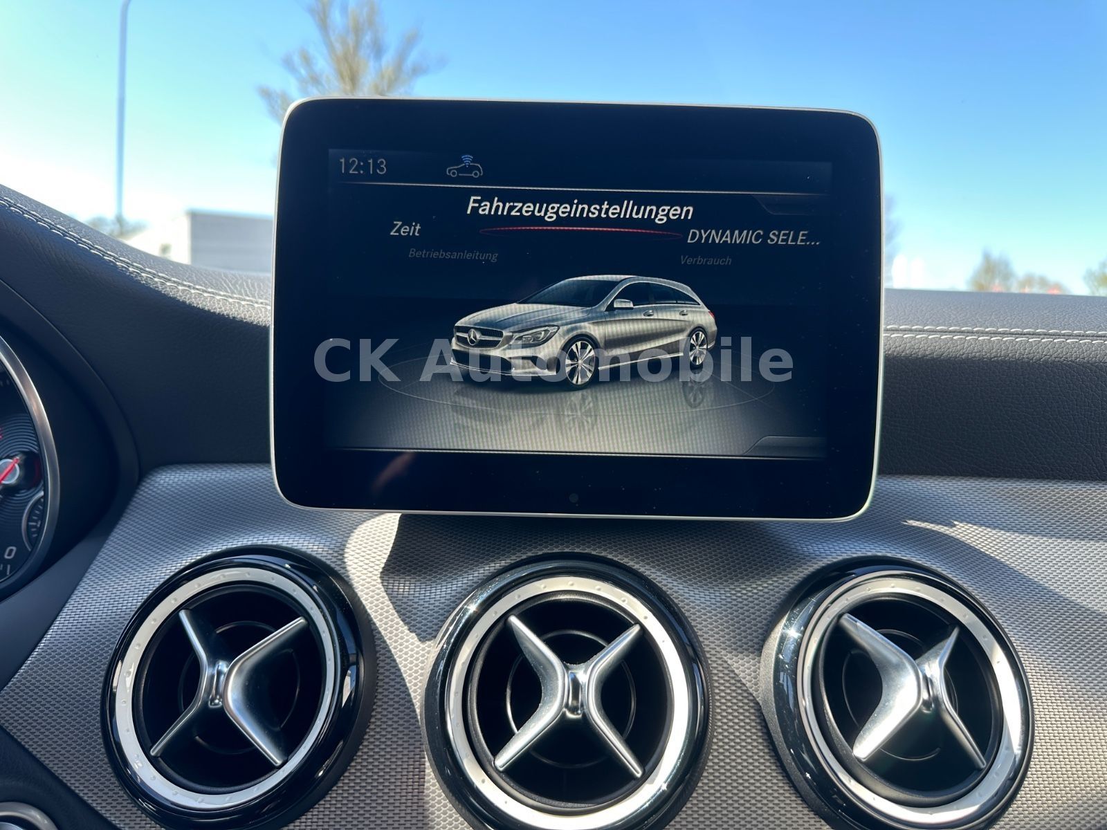Fahrzeugabbildung Mercedes-Benz CLA220d Shooting Brake Peak Edition/Navi/LED/Kam