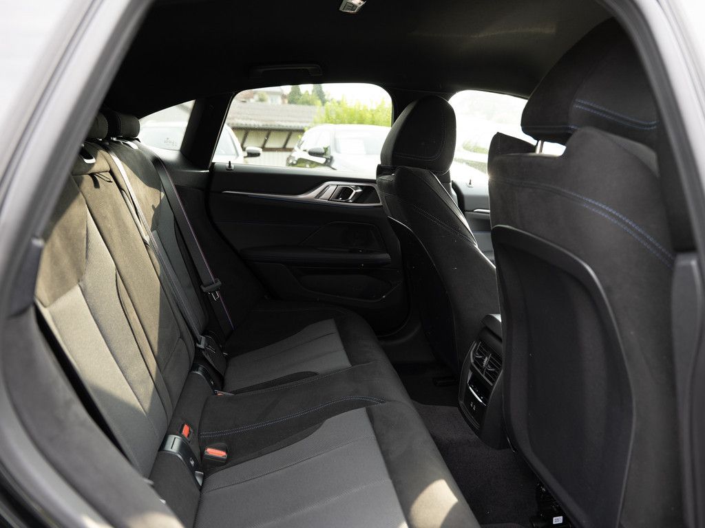 BMW i4 - Bild 10