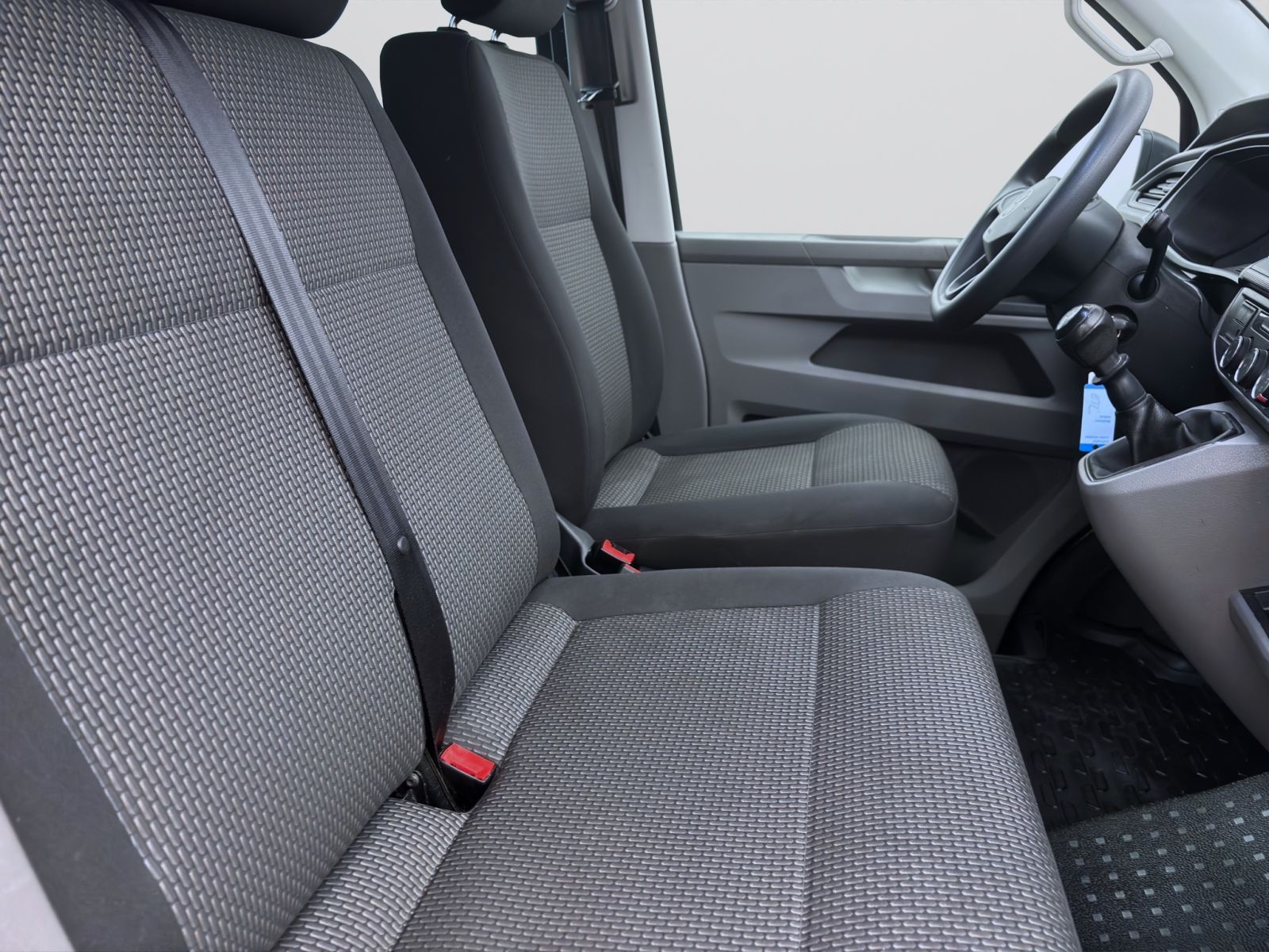 Volkswagen T6 Kombi - Bild 15