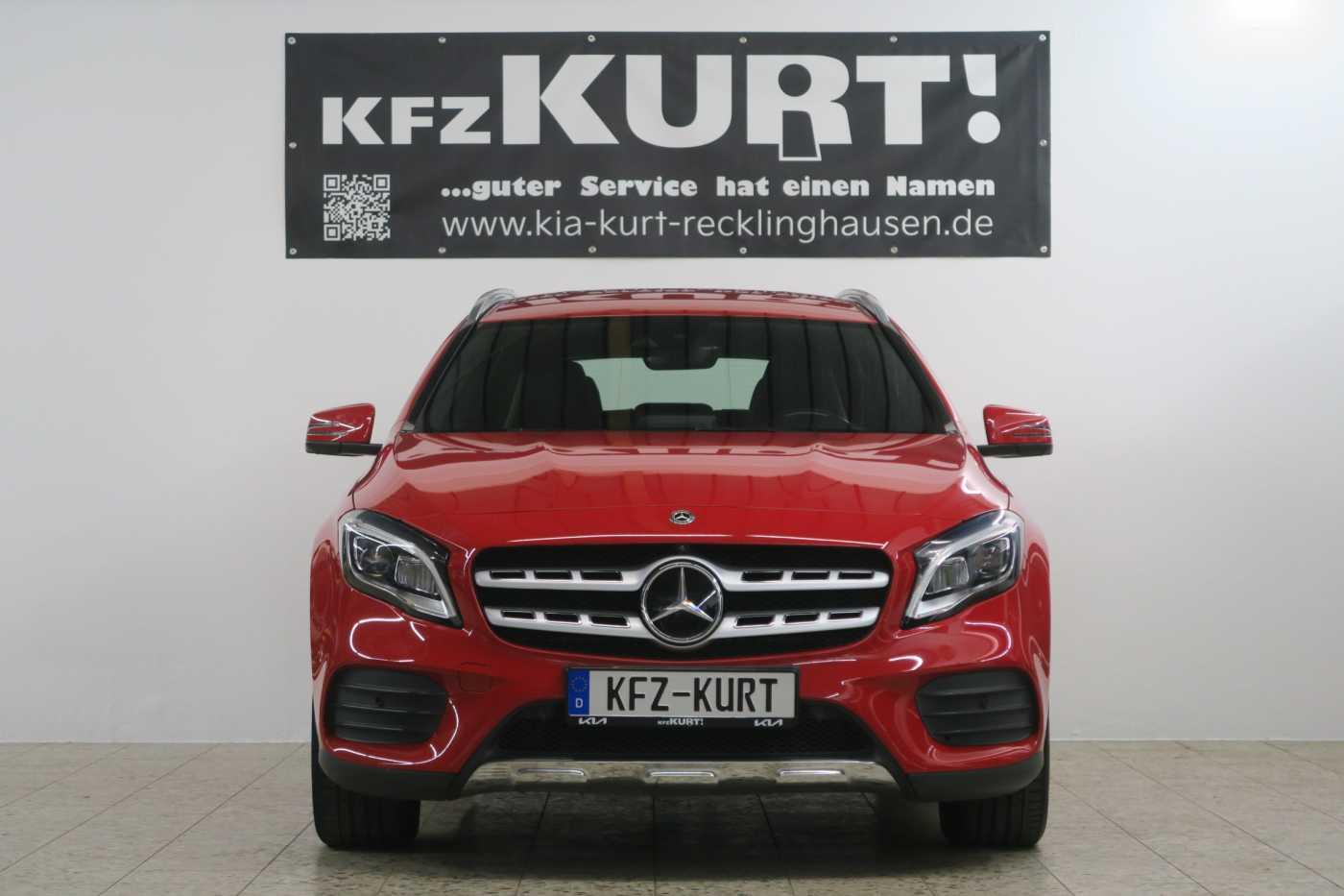 Mercedes-Benz GLA 200 7G-DCT AMG Line! NAVI