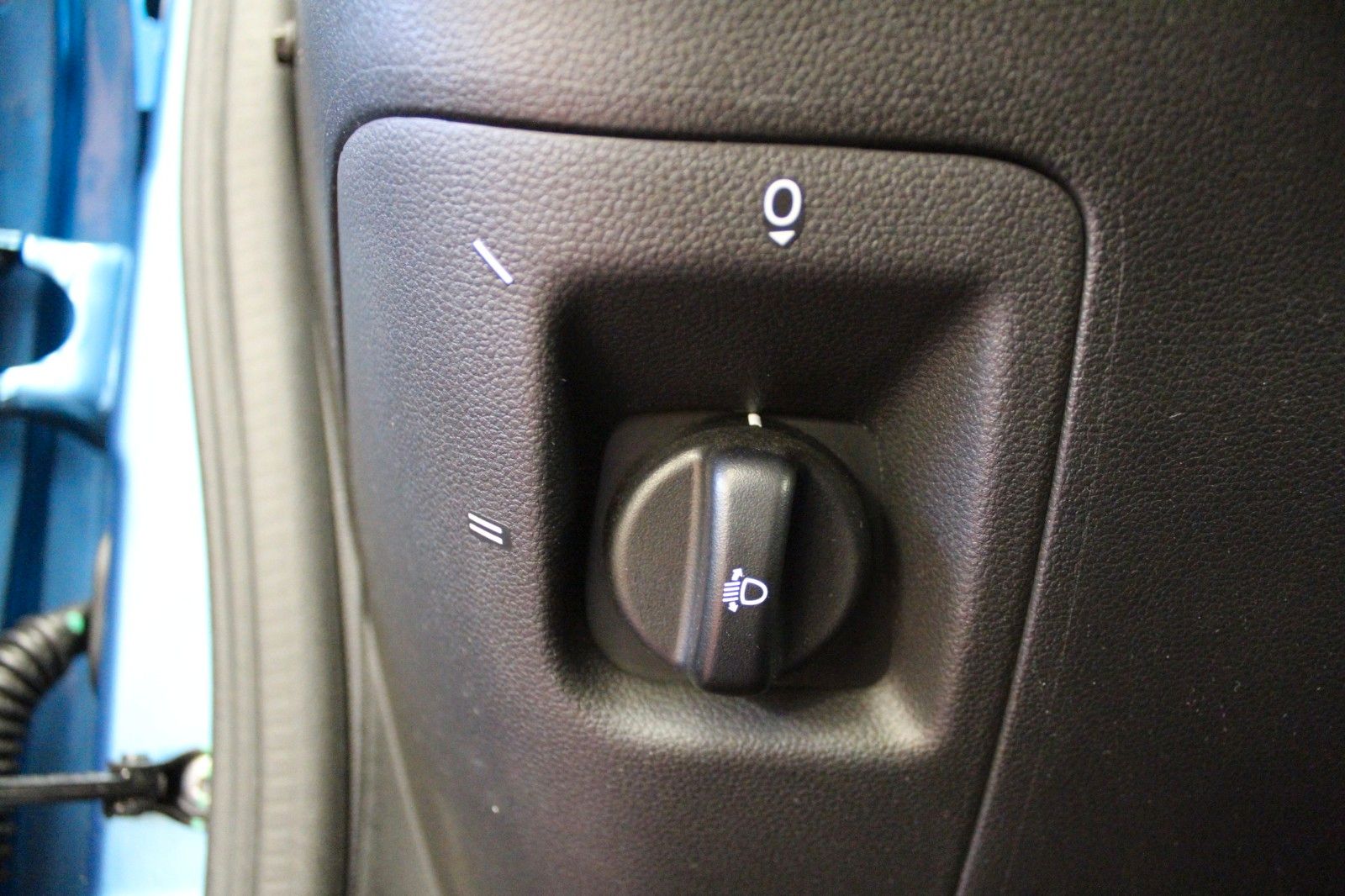 Fahrzeugabbildung Dacia Spring 45 Electric Expression MediaNav CCS