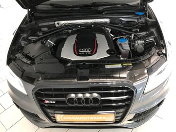 Audi SQ5 3.0 TDI AHK PANO NAV KAM BT SHZ BI-XEN