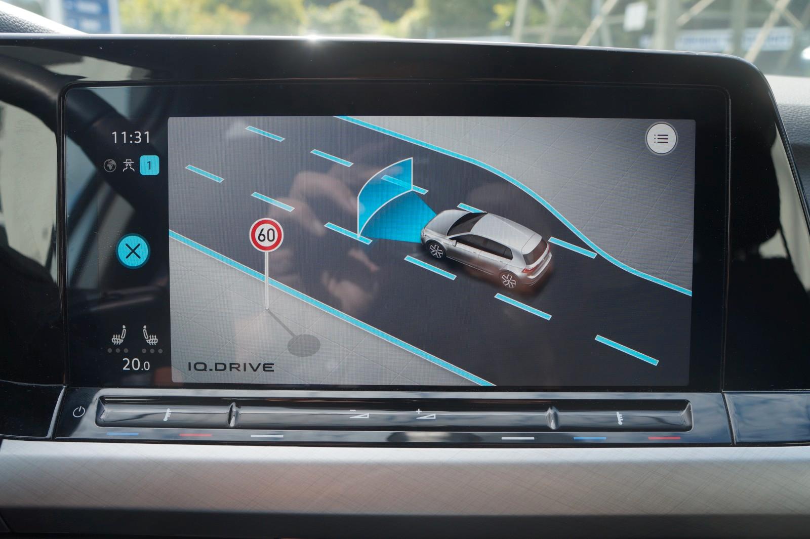 Volkswagen Golf VIII Life*LED*PDC*NAVI*SHZ*DIGITAL COCKPIT*, миниатюра 20