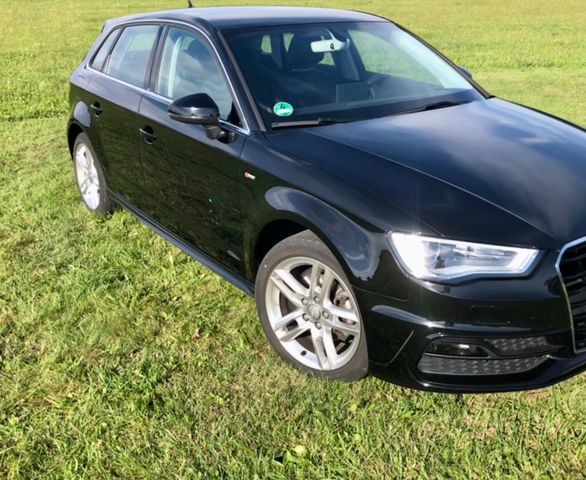 Audi A3 1.4 TFSI Sportback mit S-Line Exterieur 