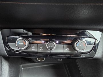 Bild 13 Opel Corsa GS NAVI/KLIMA-AUTO/PDC v+h+CAM/LED