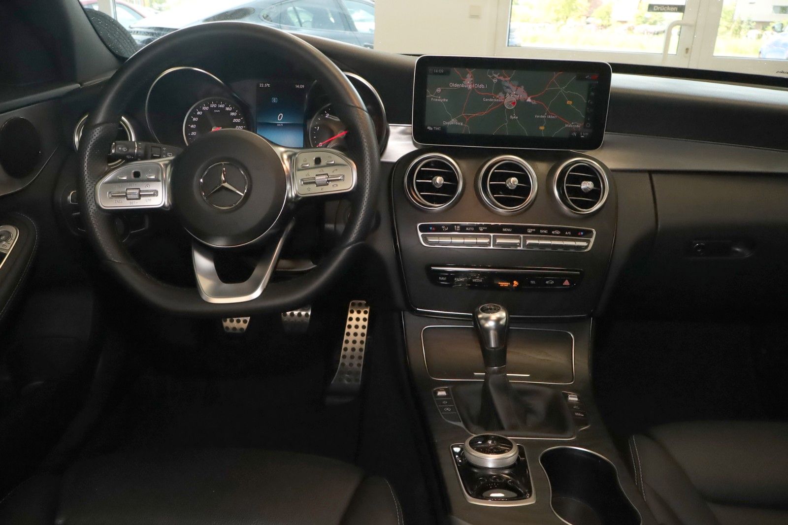 Fahrzeugabbildung Mercedes-Benz C 200d T AMG Line Navi, LED, Kamera, ConnectME