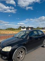 Opel Corsa 1.2 - Opel Corsa aus 2005 mit Benzin-Antrieb: Kleinwagen, 1.2