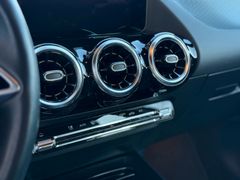 MERCEDES-BENZ B 180/ LENKRADHEIZUNG/ LED/ NAVI/ SPURASSISTENT MERCEDES-BENZ B 180/ LENKRADHEIZUNG/ LED/ NAVI/ SPURASSISTENT